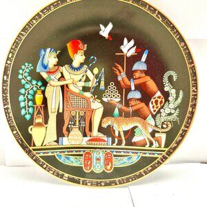 GIFTS FROM FARAWAY PLACES 22-KARAT DETAILING COLLECTIBLE PLATE OSIRIS PORCELAIN